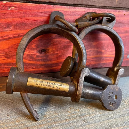 Proprietà delle manette - , della